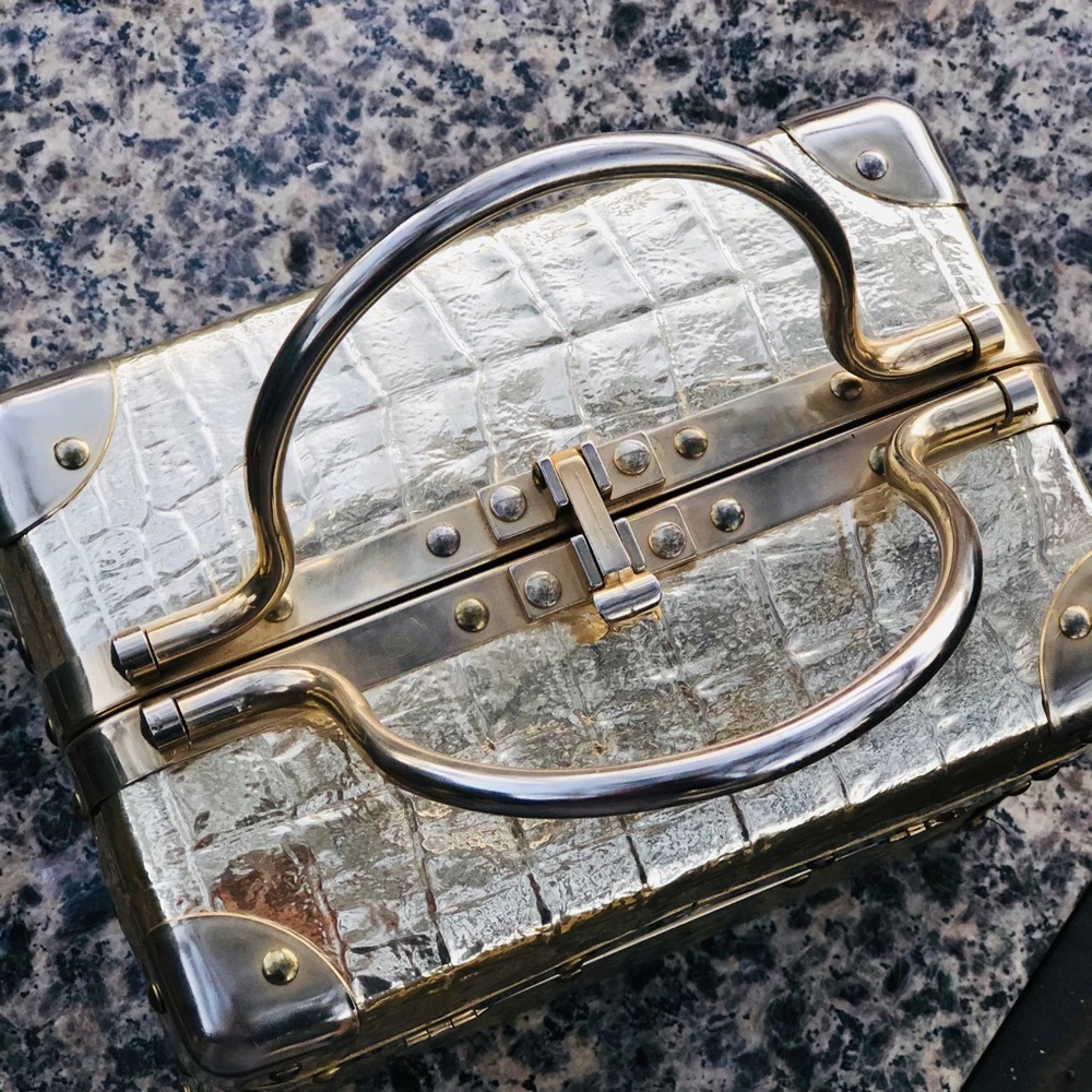 Vintage borsa bella Italian gold purse